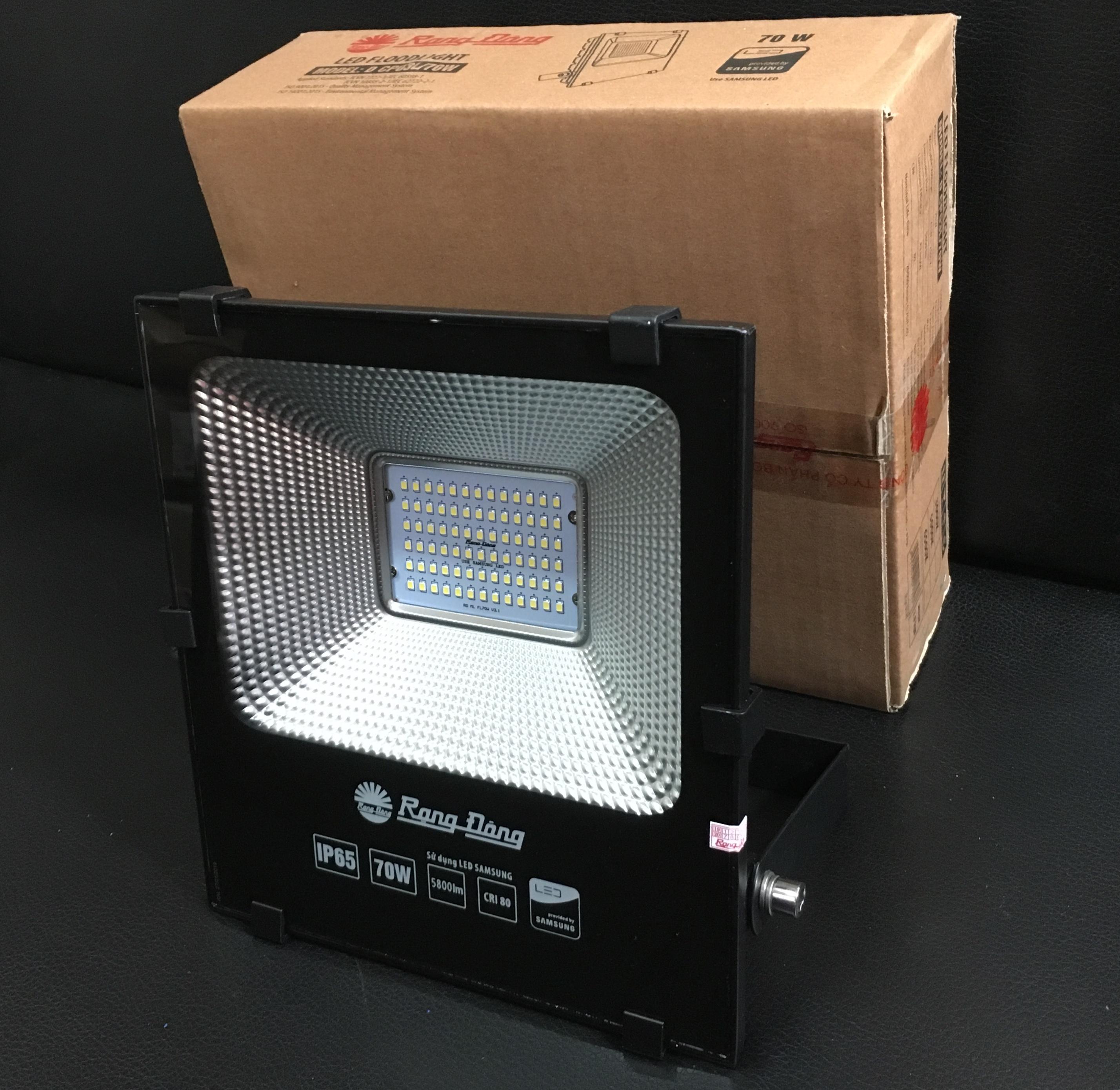 Đèn led chiếu pha 70W Rạng Đông
