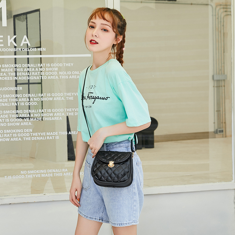 Túi đeo vai chéo nữ phong cách Hàn Quốc ( BBY)