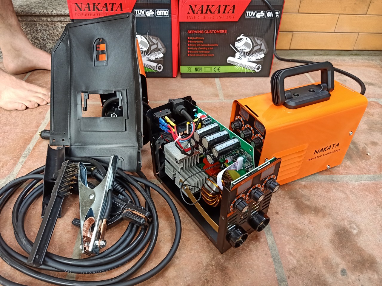 FREESHIP máy hàn điện tử mini NAKATA 250a kèm phụ kiện