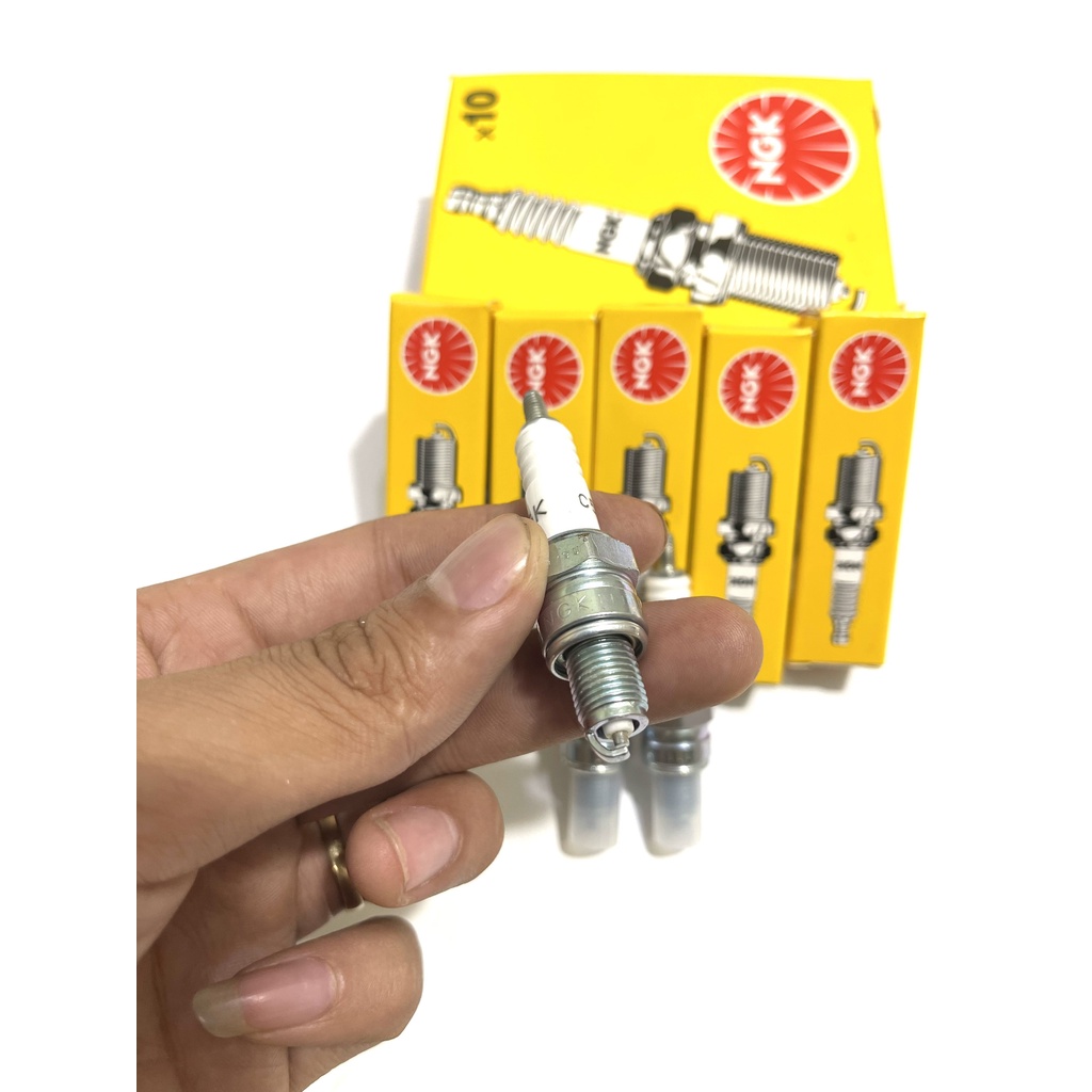 Bugi NGK Xe Dream Wave C5 chân ngắn $ C9 chân dài