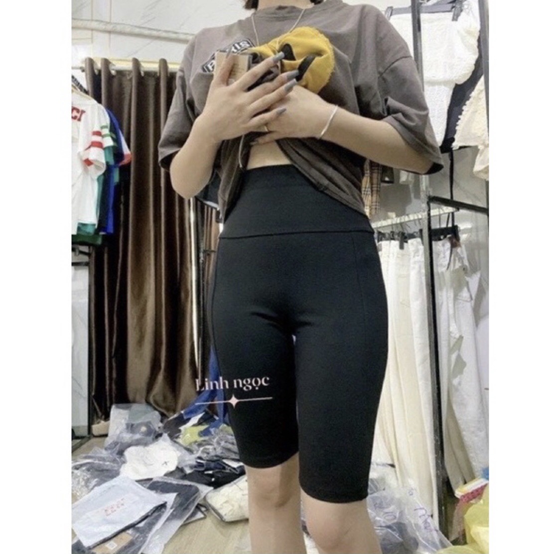 QUẦN LEGGING NGỐ NÂNG MÔNG WANG M310