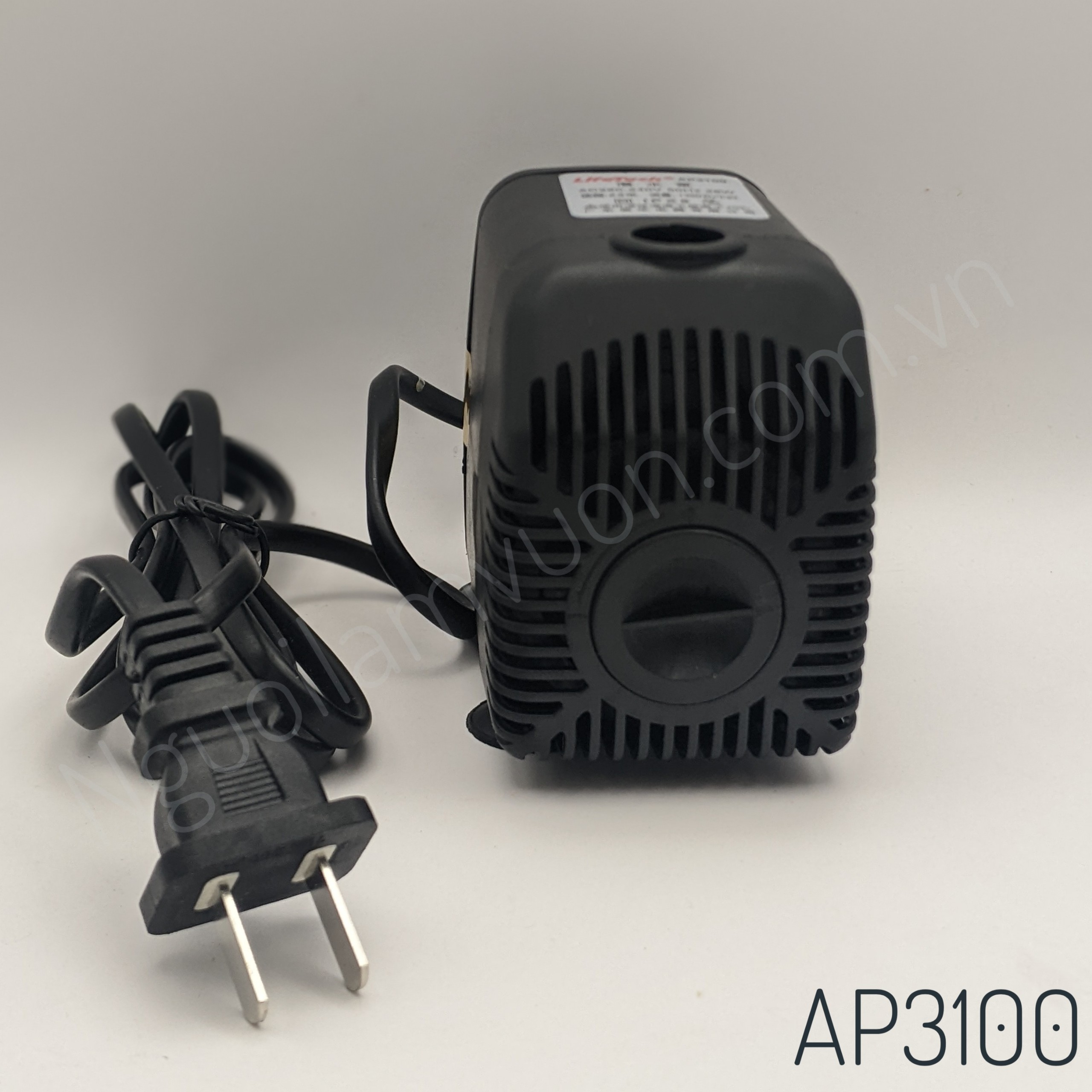 Máy bơm chìm hồ cá Lifetech model AP3100 (28W-1350L/h)