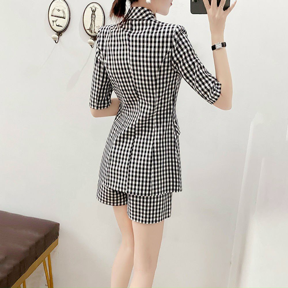 Sét Vest Carô Quần Short  (kèm áo thun bên trong)