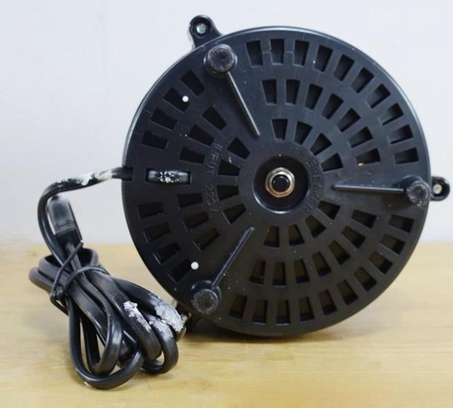 Biến áp đổi nguồn hạ áp Lioa DN006 1P - 600VA