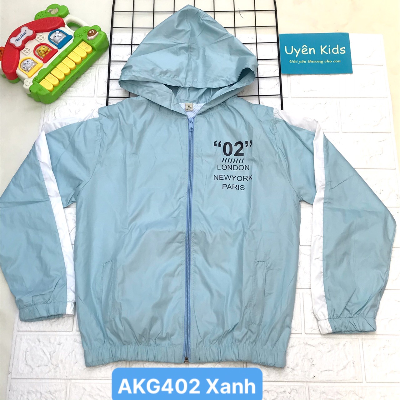 ( Xã hàng) Áo khoác dù 2 lớp hình cô gái sau lưng cho bé gái và Mẹ mặc cặp size từ 28-56kg