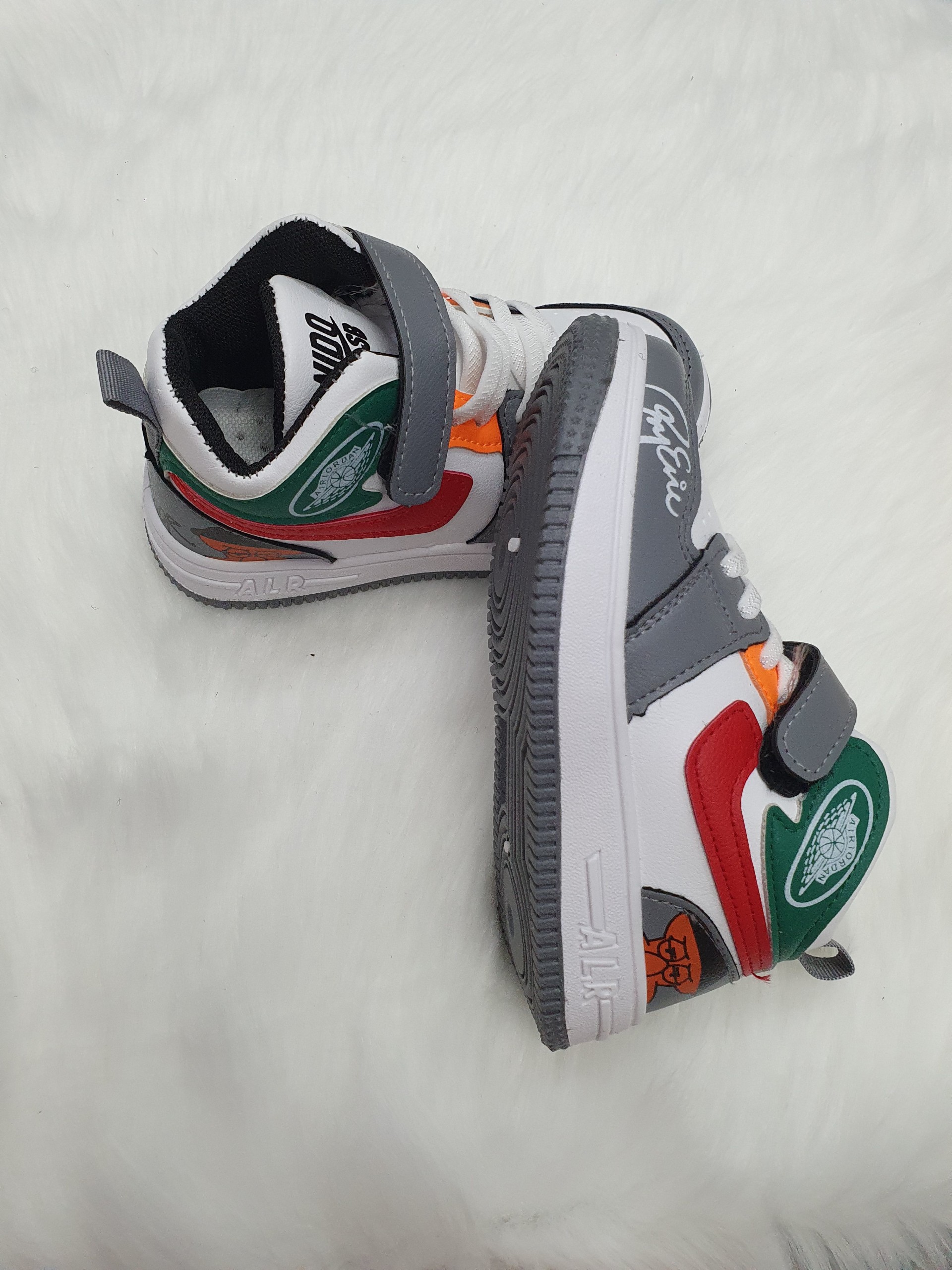 GIÀY THỂ THAO BÉ TRAI # JORDAN 955