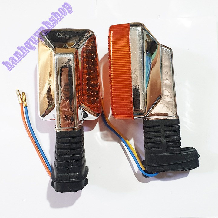 Cụm Đèn Xi Nhan Sau Xe 82 (1 Cặp)