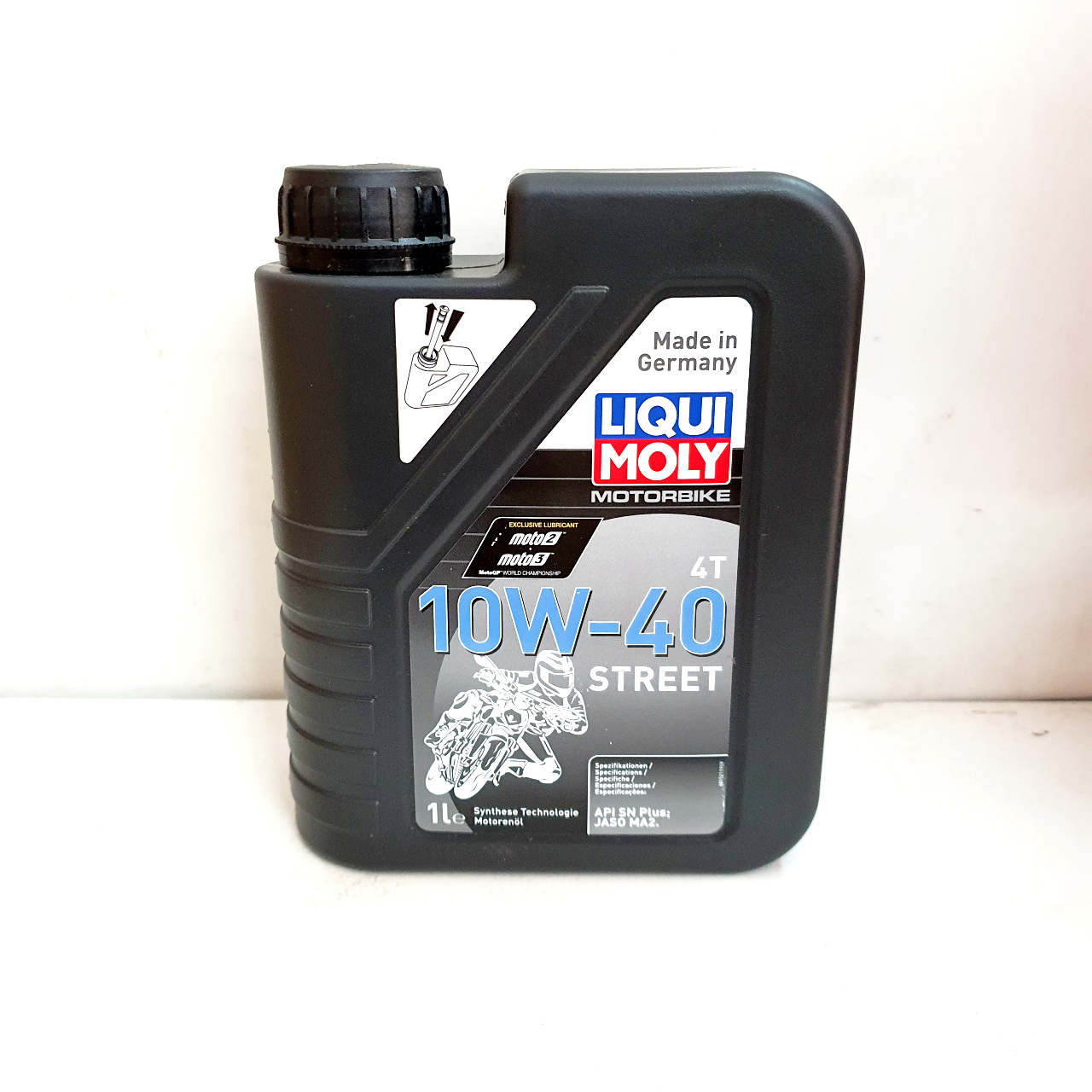 [HCM]Nhớt tổng hợp cao cấp cho xe sốcôn tay Liqui Moly Street 10w40