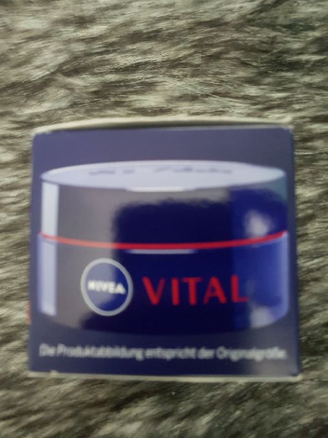 Kem dưỡng da Nivea vital xách tay Đức