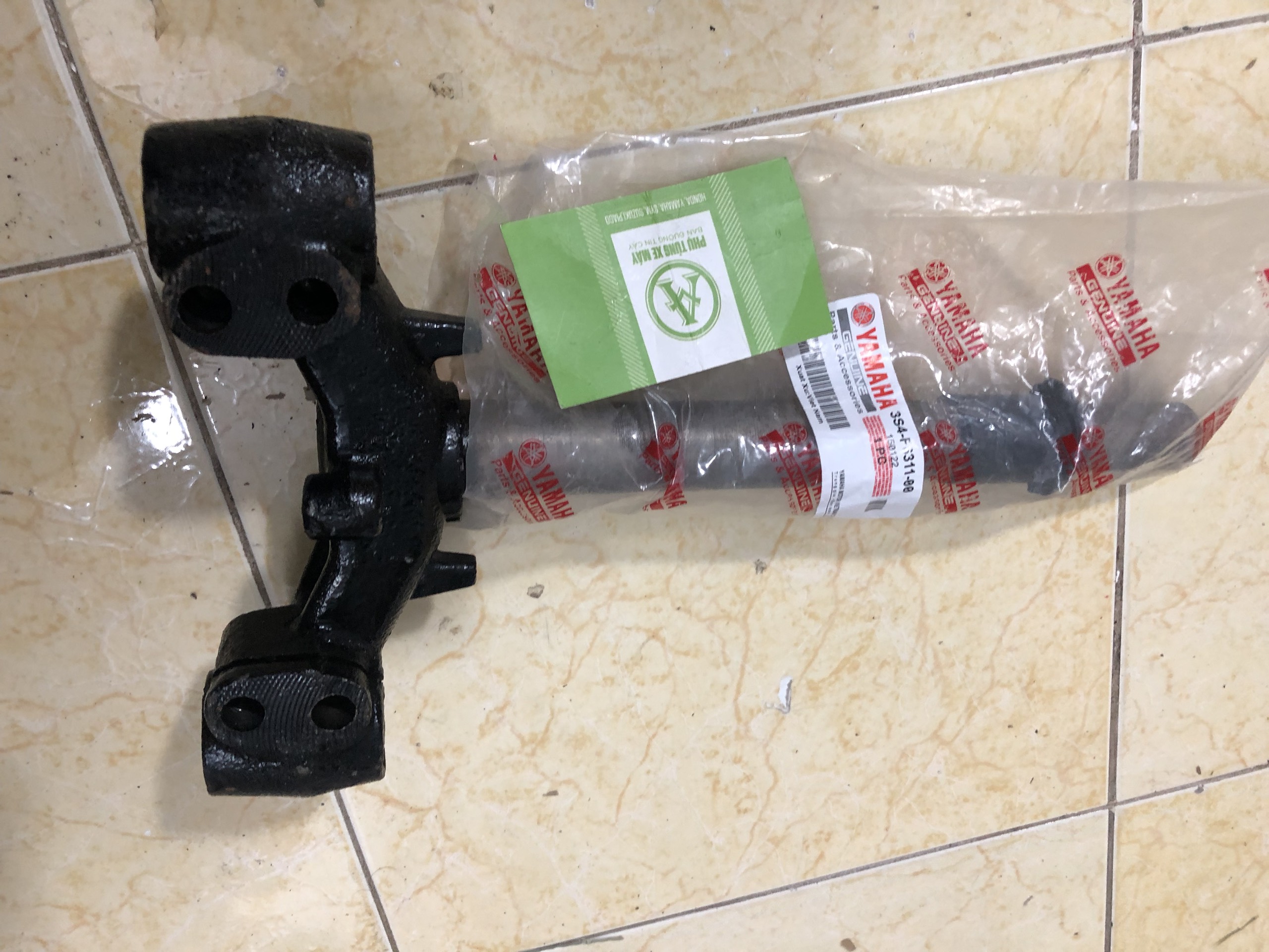 CHẲNG BA (CÀNG TRƯỚC) SIRIUS XE NHẬT