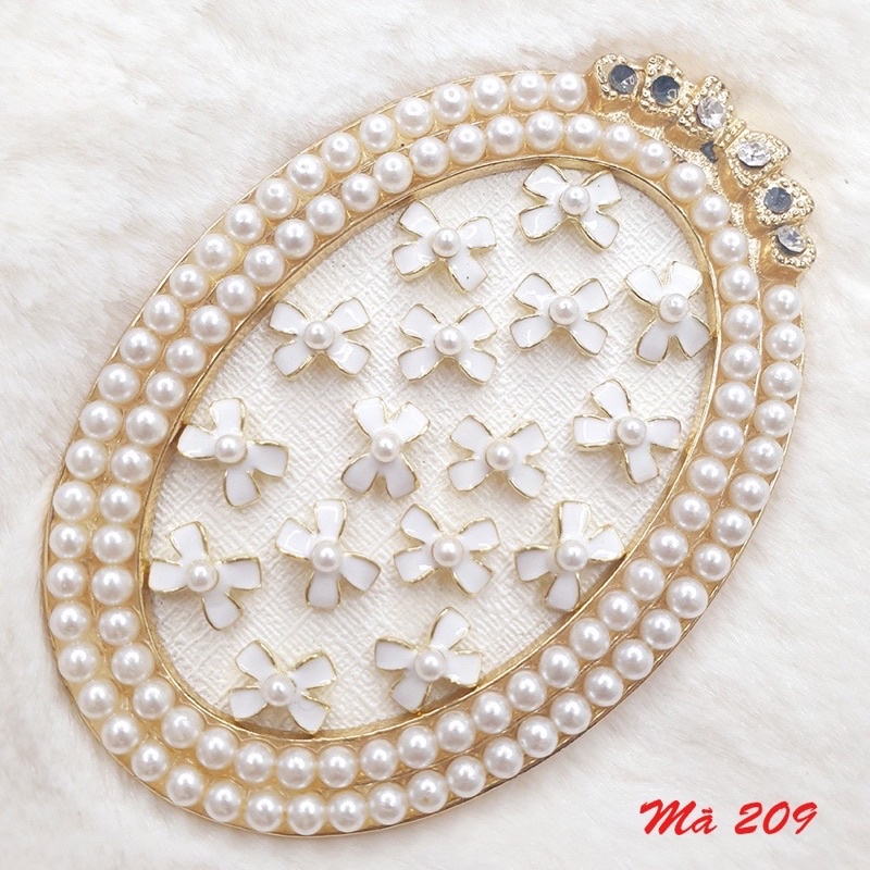 Cham nail kim loại mẫu mới siêu đẹp HOT