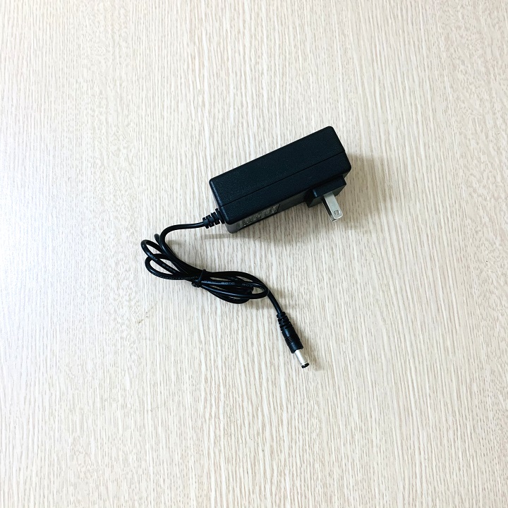 Sạc Pin Máy Khoan Pin