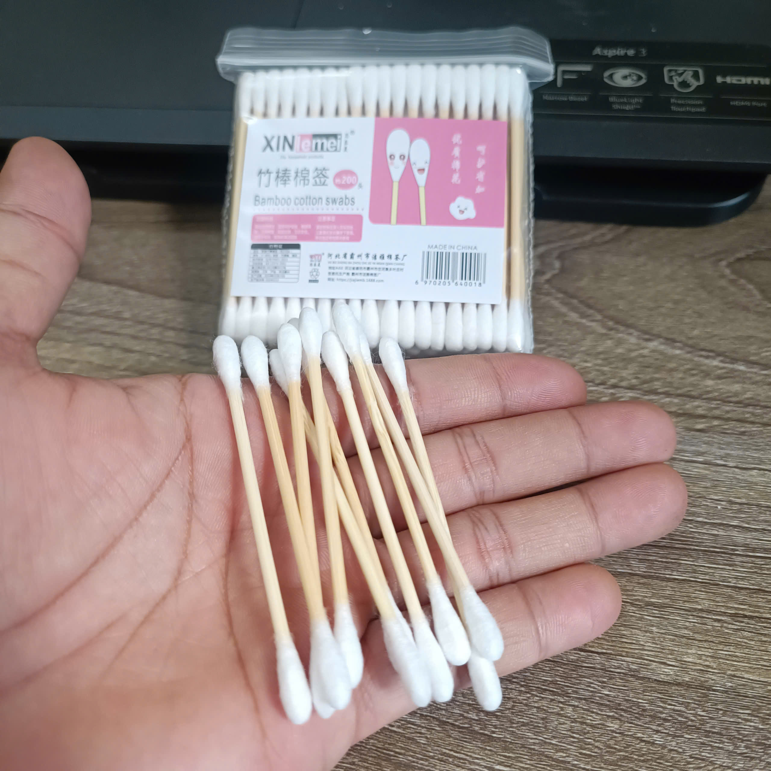 Bông tăm tiệt trùng cán gỗ