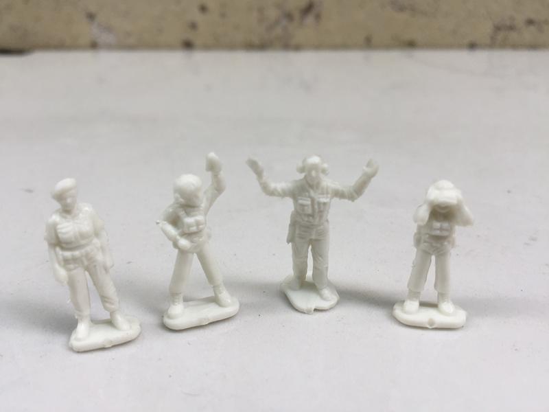 [HCM]MÔ HÌNH Nhân vật Phi đội sân bay mặt đất 1:72