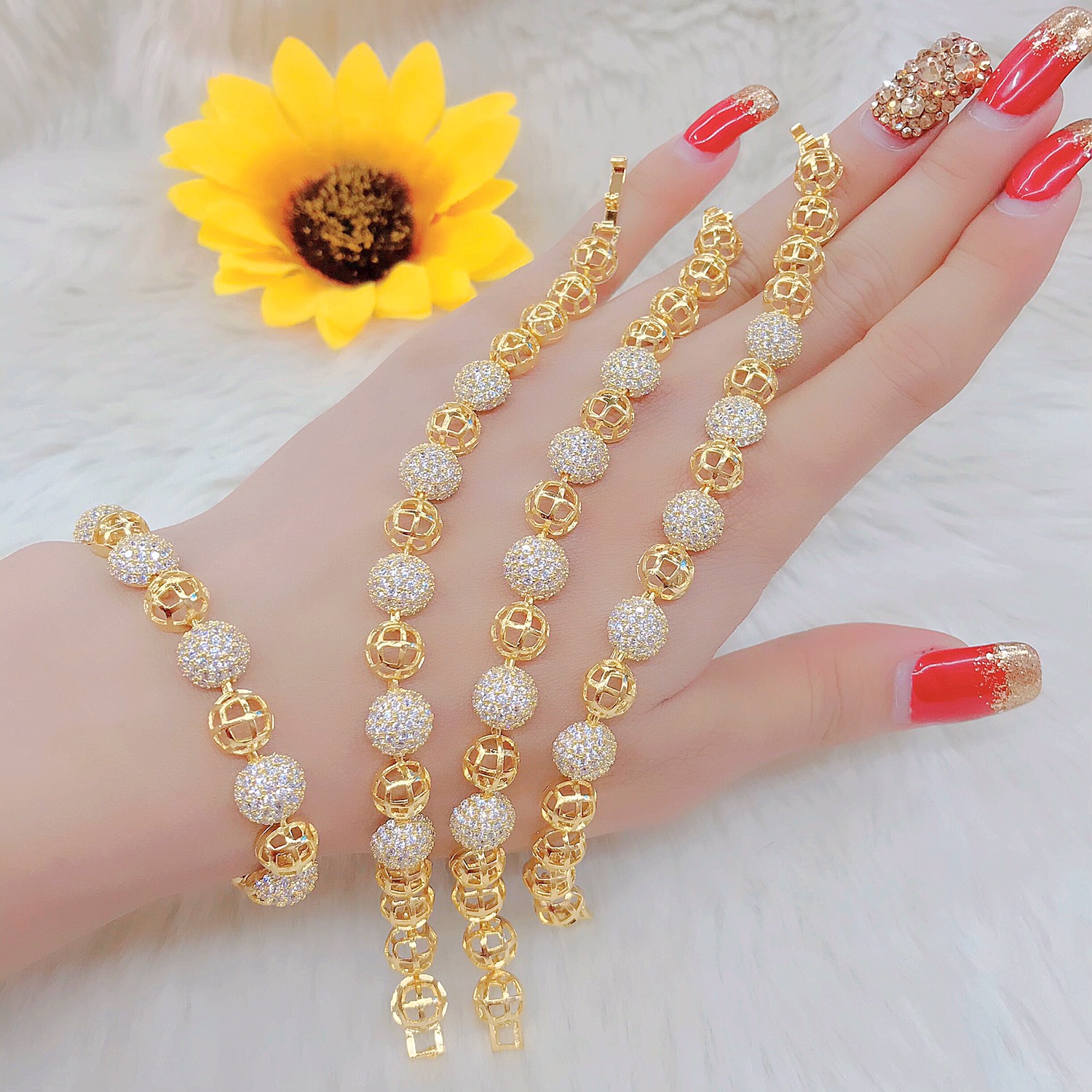 [ L459 ] Lắc Tay Nữ Đính Xoàn Kim Tiền  ( Free Size ) Mạ Vàng 18K Mẫu 08024.02158- Thời Trang - Giá Cả Phải Chăng  - Tubi Cony - Ảnh Shop Tự Chụp