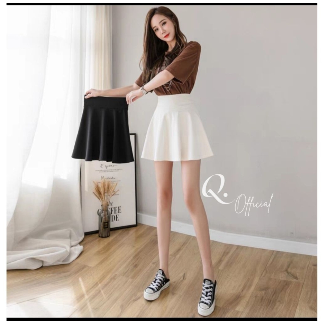 Chân váy chữ A dáng ngắn xòe