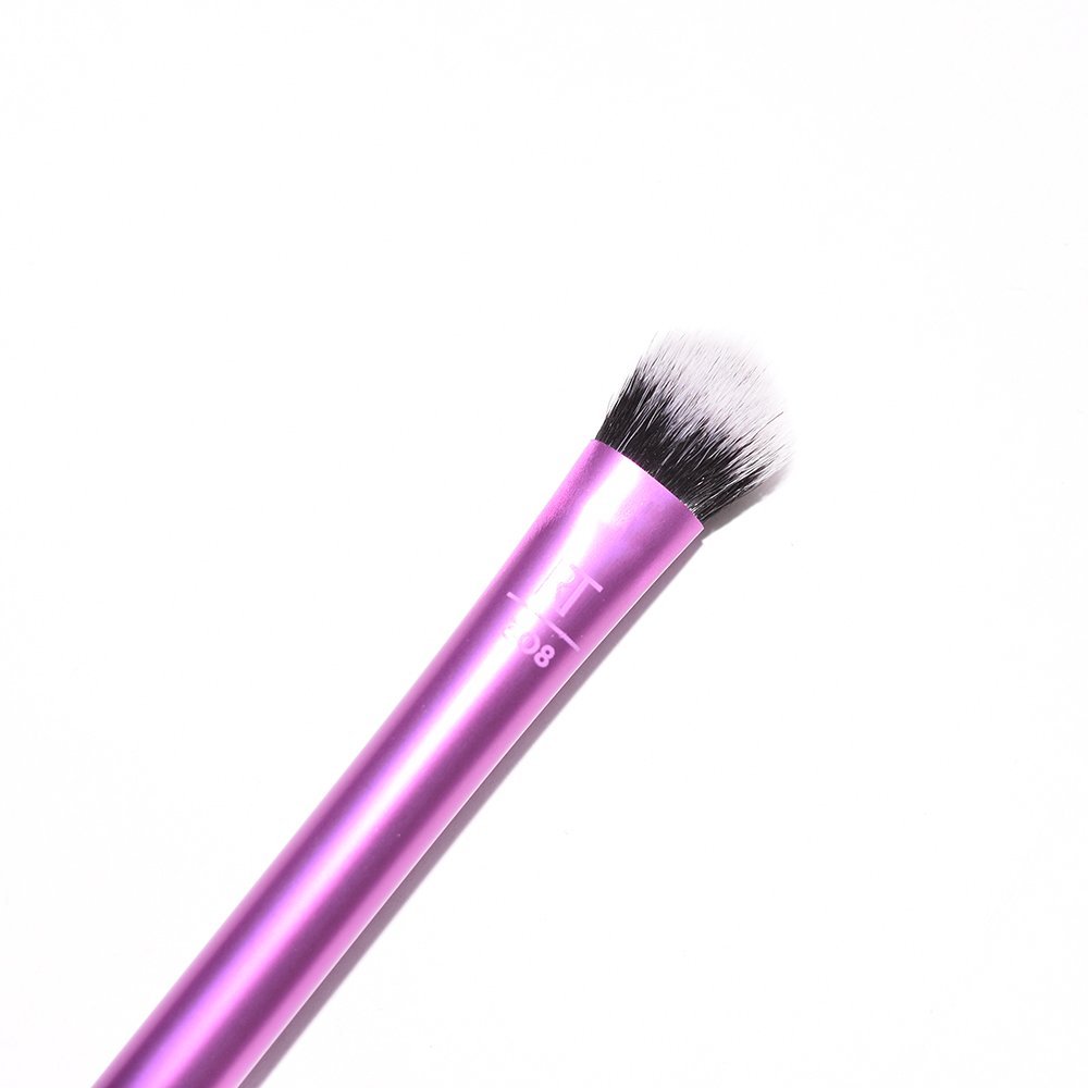 Cọ Tán Bầu Mắt RT REAL TECHNIQUES - Cọ RT REAL TECHNIQUES - Cọ Tán Phấn Mắt RT 308 Medium shadow