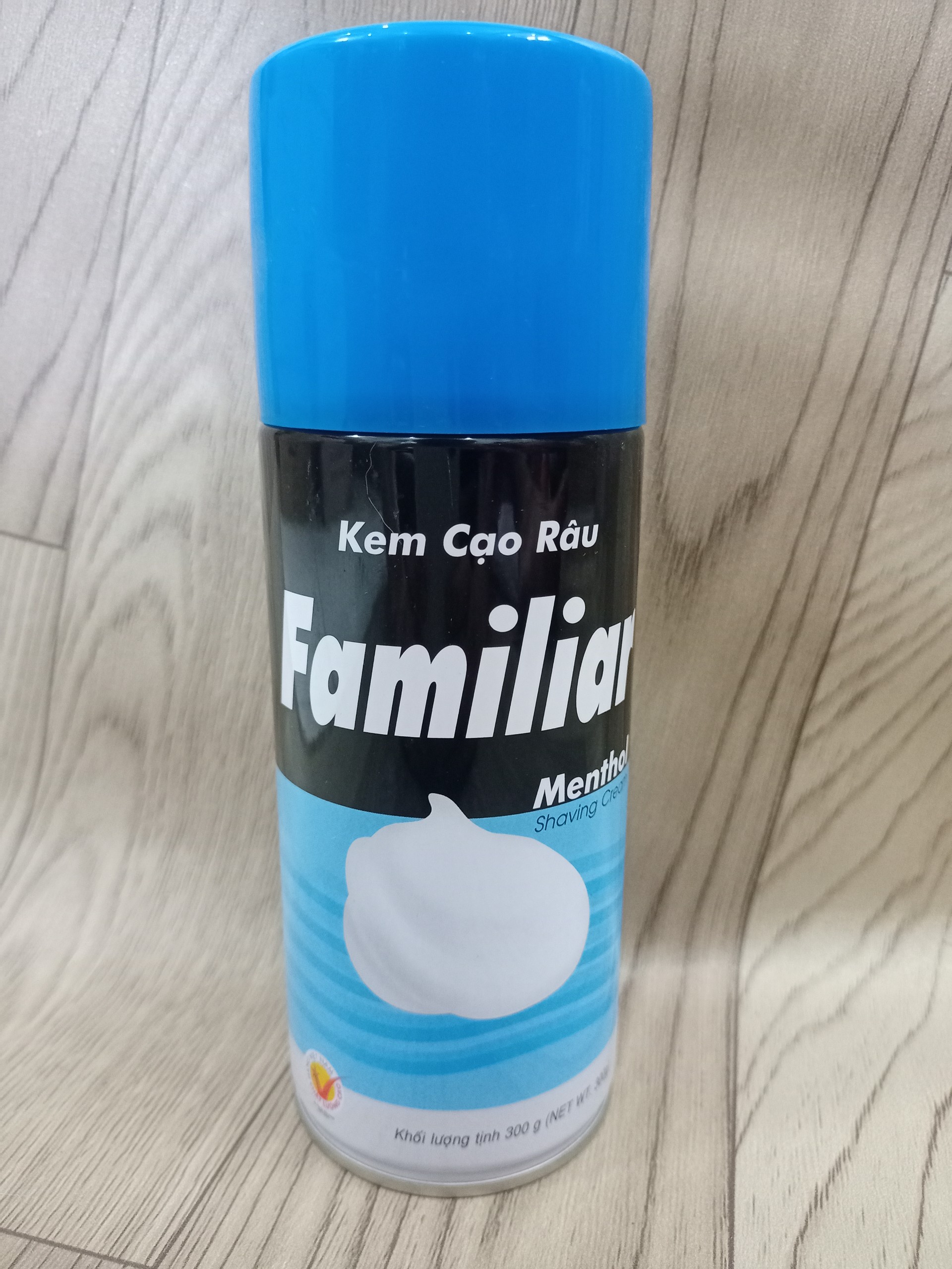 275gram Bọt cạo râu Familiar