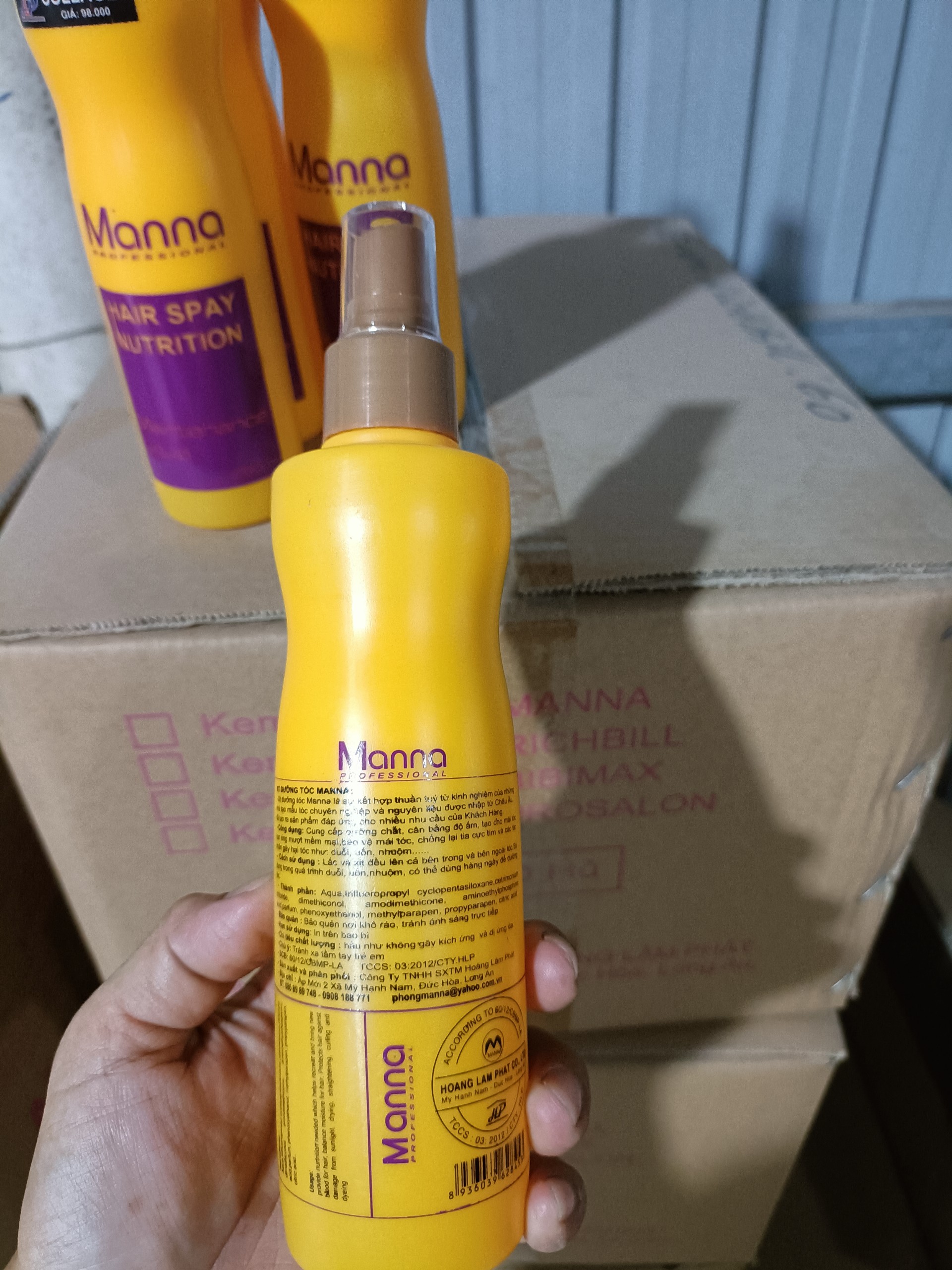 Xịt dưỡng tóc Manna