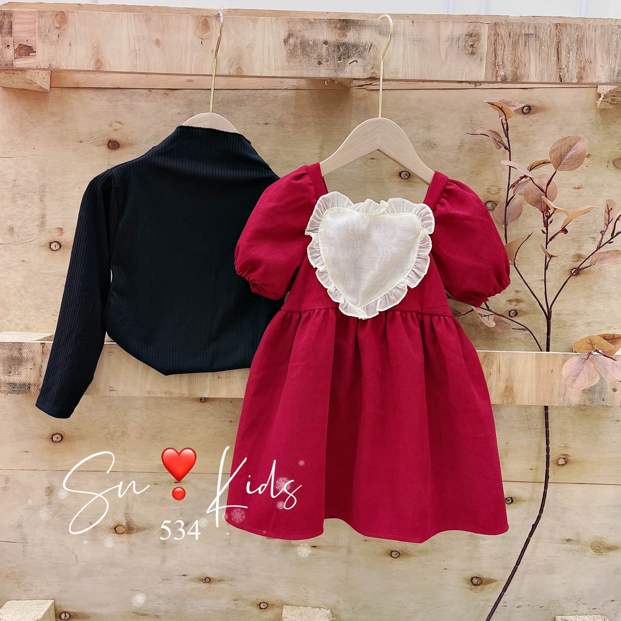 Váy Nhung đỏ cho bé đón Noel và Tết