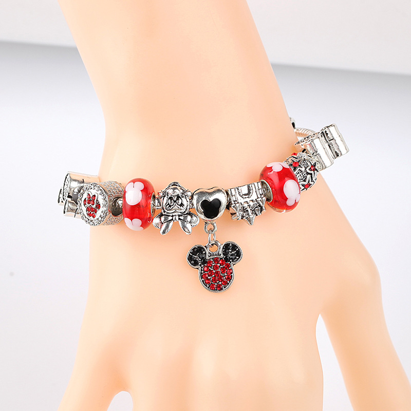 Vòng tay Charm Mikey dễ thương