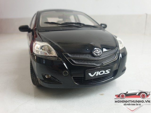 Xe mô hình Toyota Vios, tỉ lệ 1:18