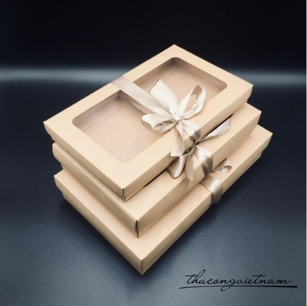 Hộp quà kraft có kiếng & nơ 27x16x6cm