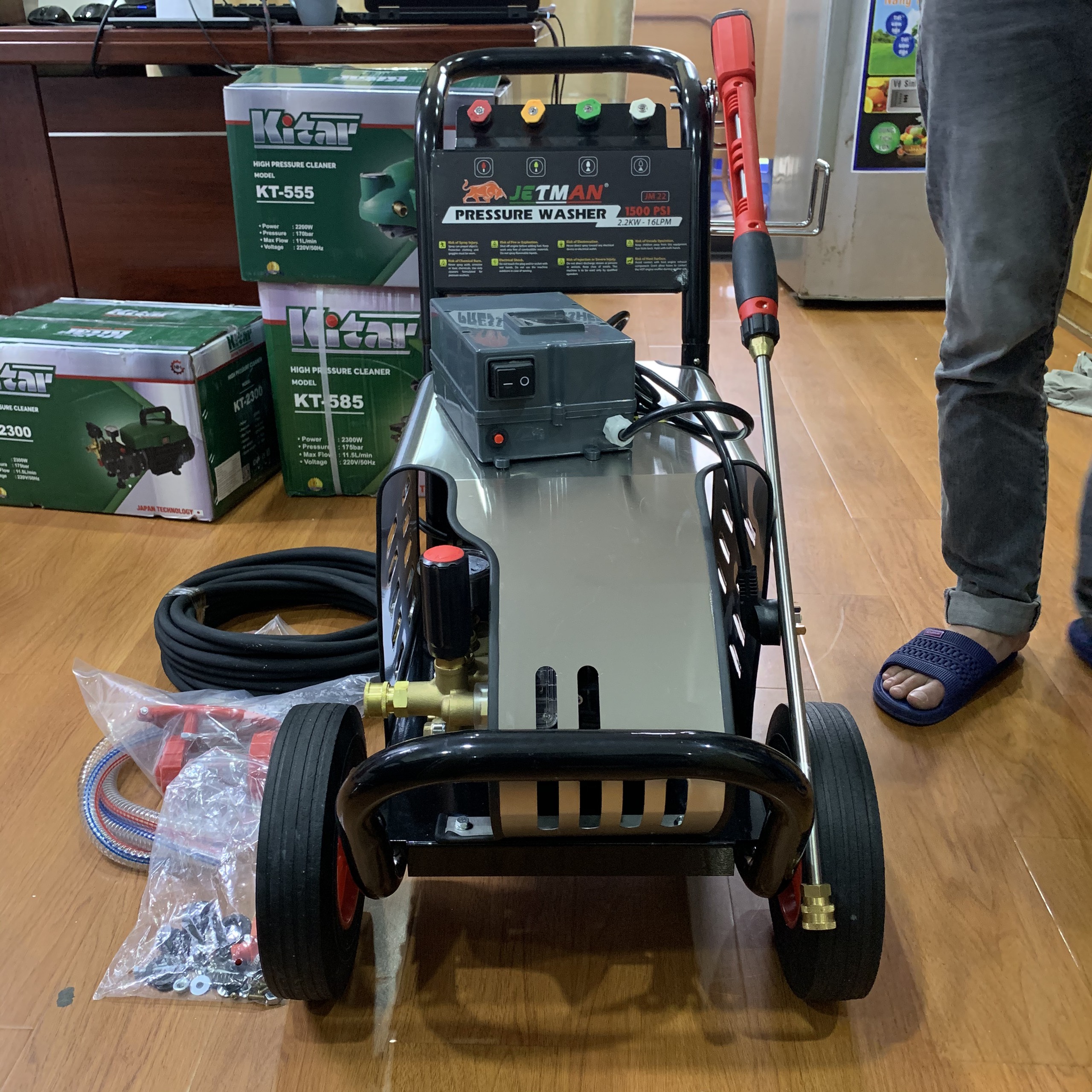 Máy Rửa Xe Cao Áp 2.2Kw Jetman JM22