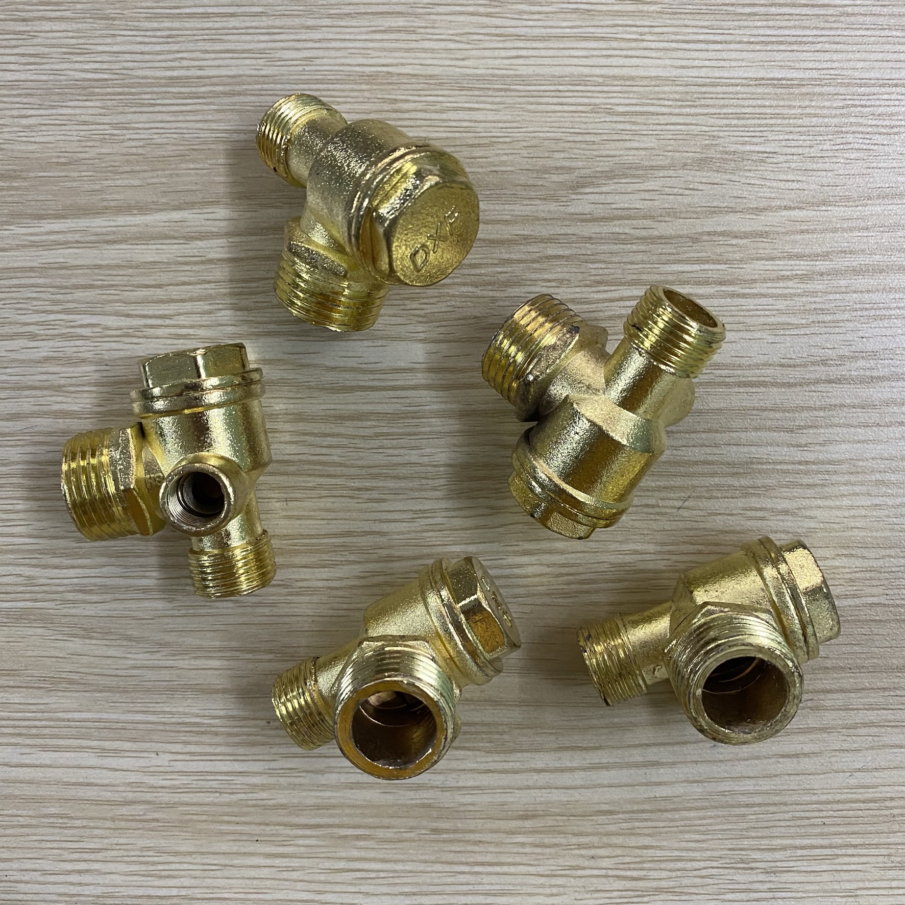 Các loại van 1 chiều máy nén khí - máy hơi (Có 4 loại chọn ở phần nhóm màu)