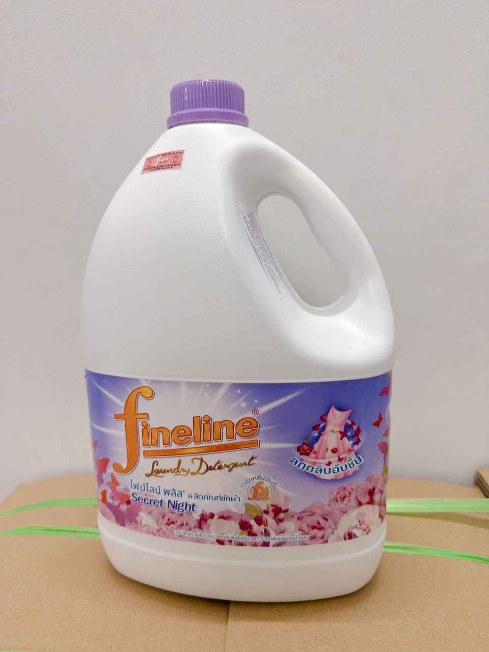 [HCM] Nước Giặt Quần Áo Fineline 3000ml Thái Lan
