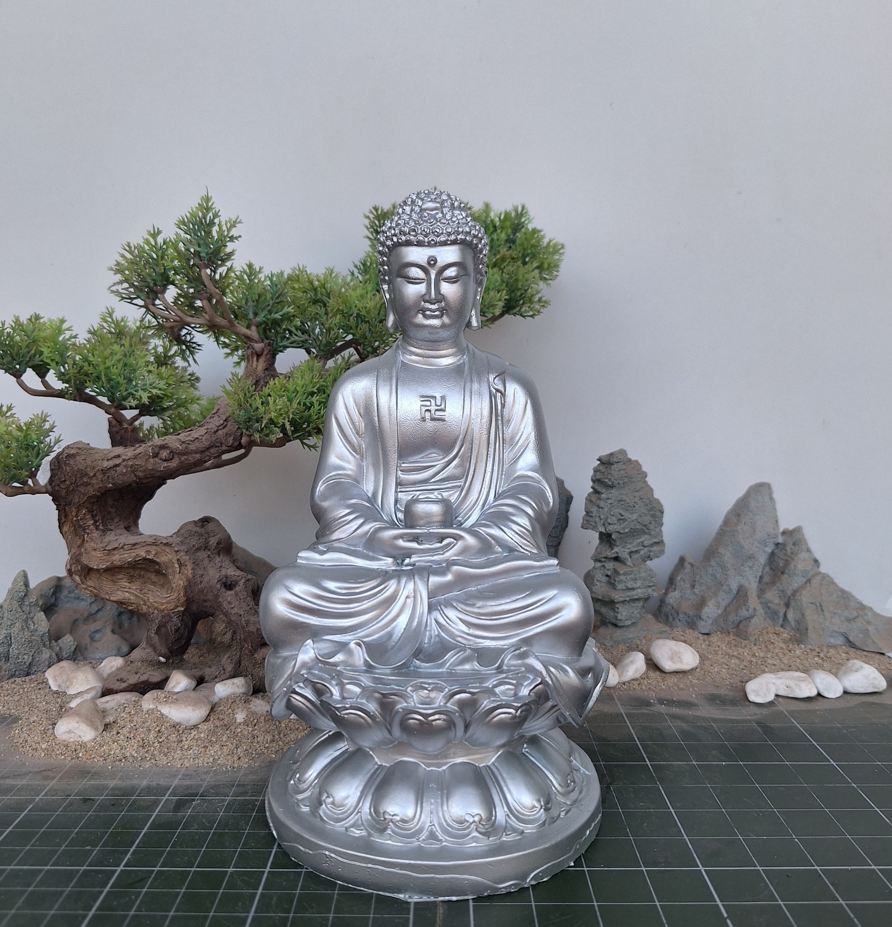 Tượng phật adida cao 25cm. trang trí tiểu cảnh, bonsai, ghép lũa, để bàn trà, phòng khách, bàn làm việc, trên ô tô, đồ thờ cúng, phong thủy…