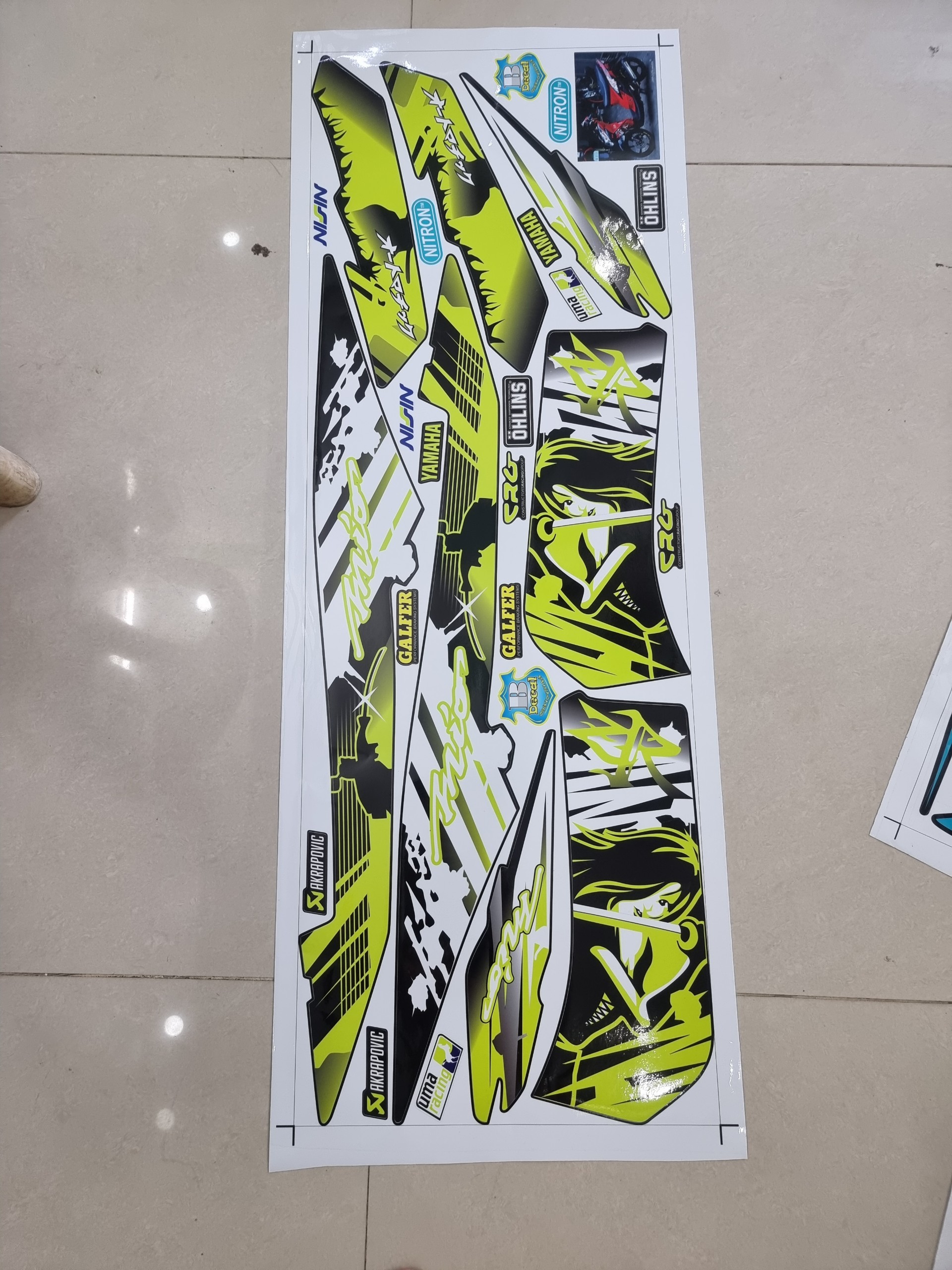 Tem xe mio ultimo yamaha hình cô gái siêu đẹp