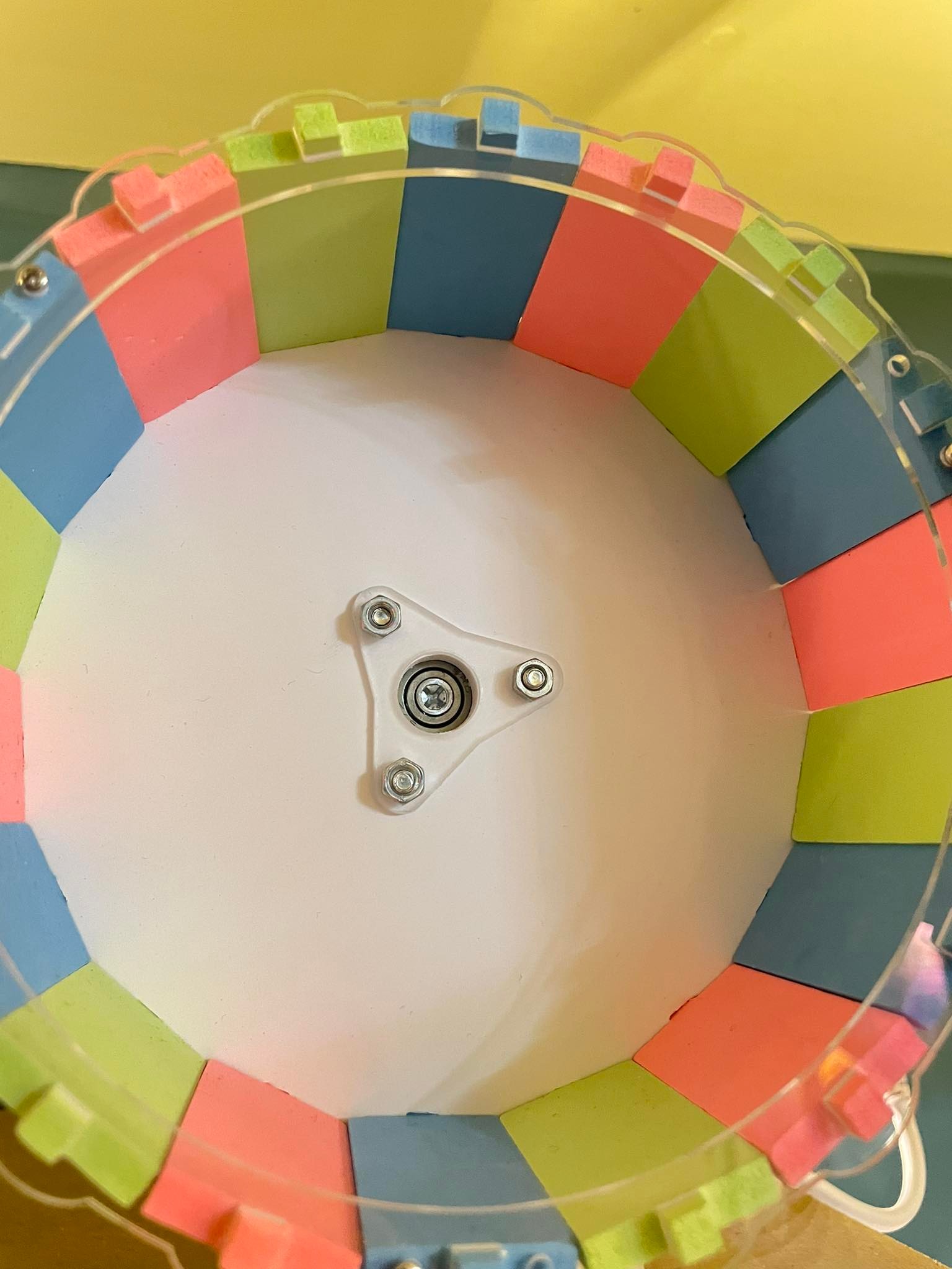 Whell gỗ ép lắp ráp Đa sắc size 16cm,18,5cm,21cm cho hamster,nhím,bọ ,..