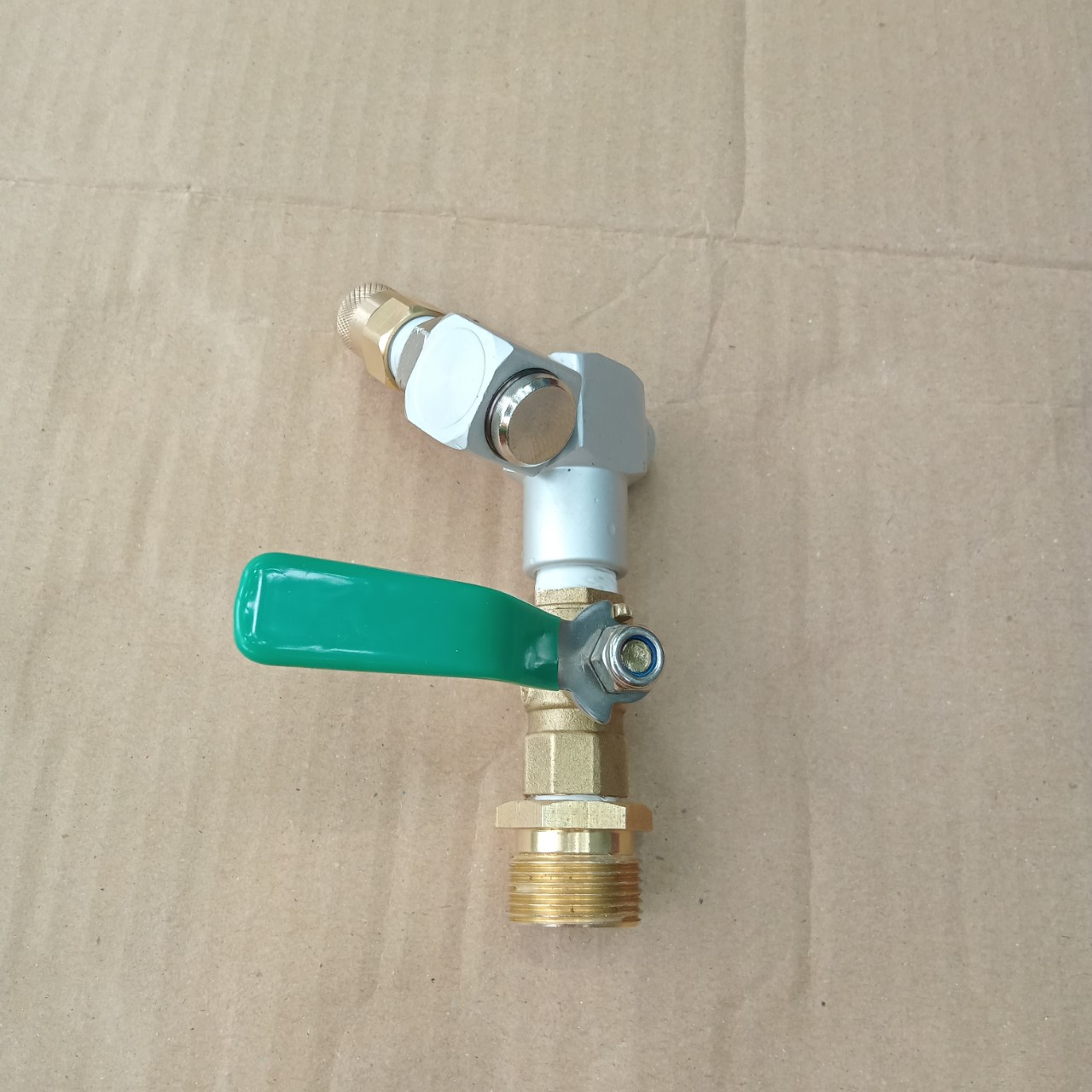 Đầu béc xịt rửa máy lạnh, điều hòa. Ren ngoài 14mm và 22mm