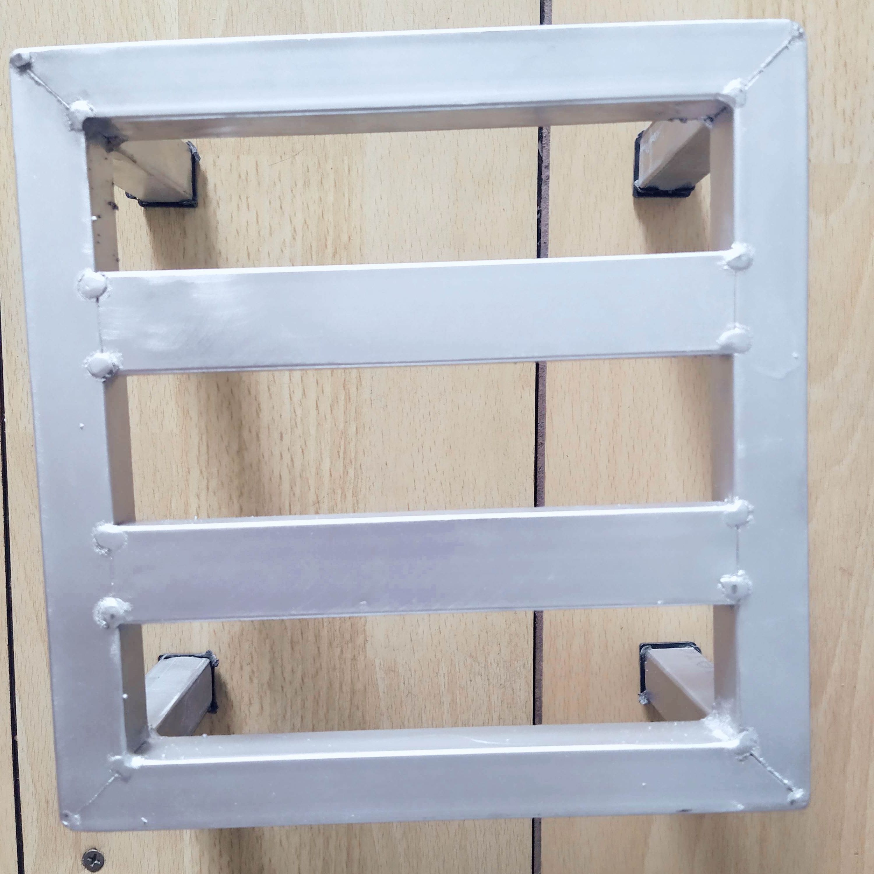 Đế Lót Chậu Trồng Cây - Đế Bánh Xe Đa Năng(Kích Thước 20X20)