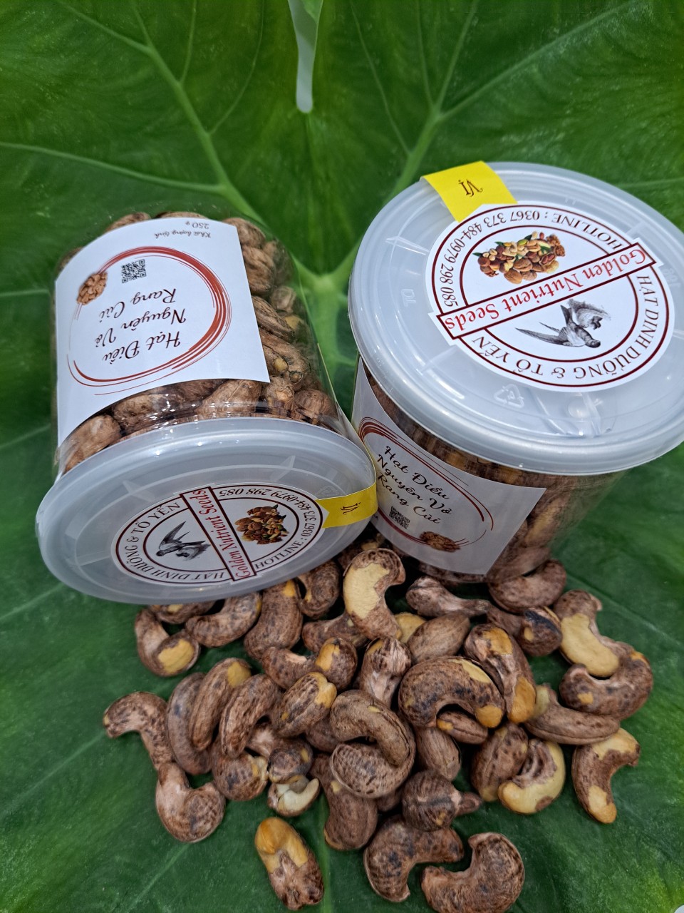 Hạt điều nguyên vỏ rang củi (hộp 250g)
