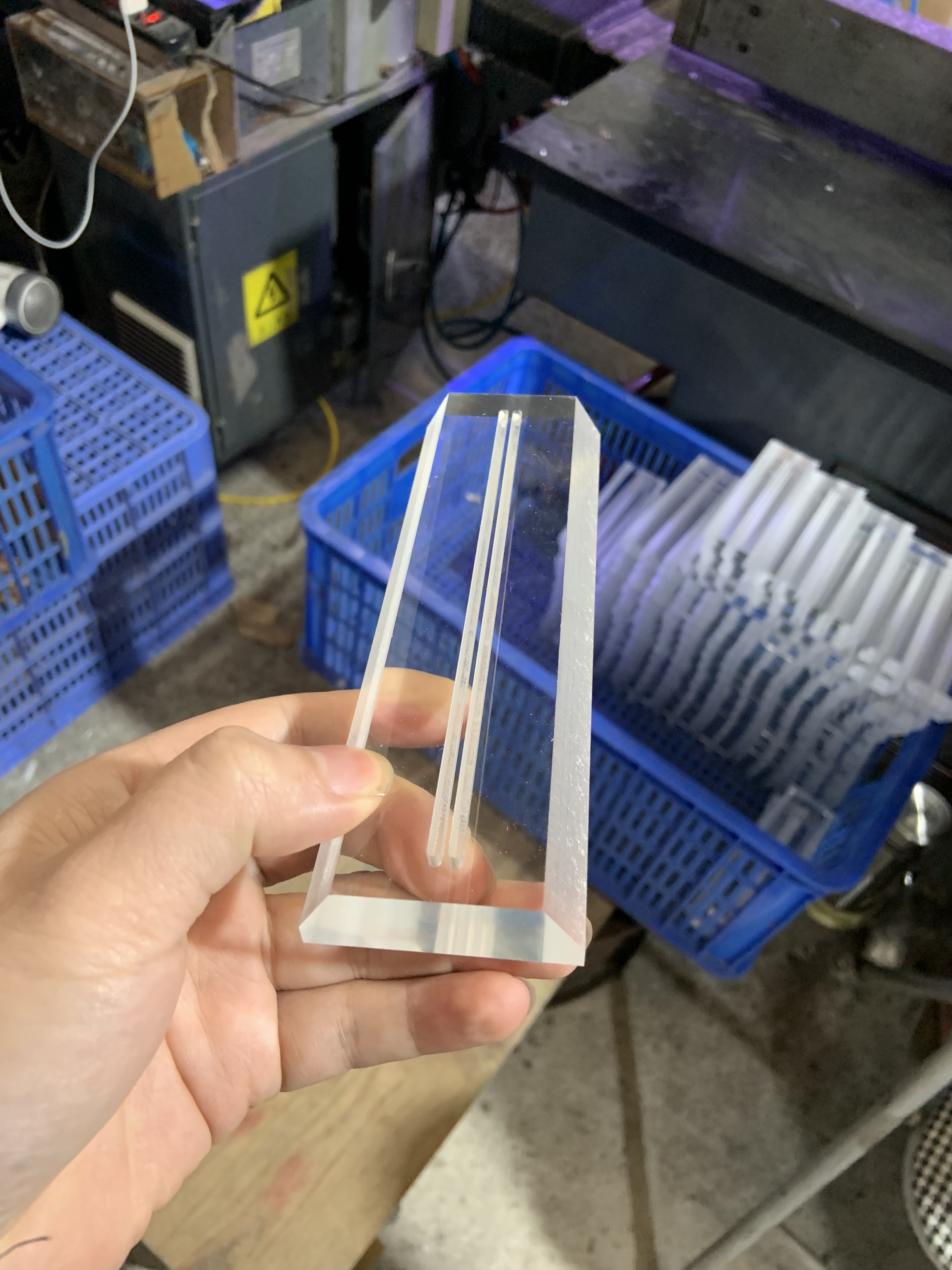 Biển chức danh mica Quân Đội