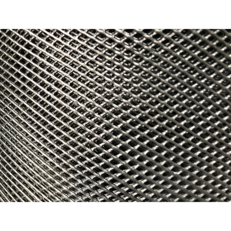 Lưới nhựa làm lồng đẻ cho cá lỗ 3li, màu đen 50k/m2(0.5 mét x 1m)