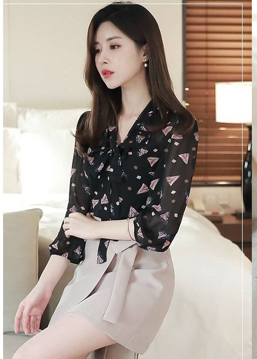 ÁO SƠ MI KIỂU HỌA TIẾT TRẺ TRUNG A556