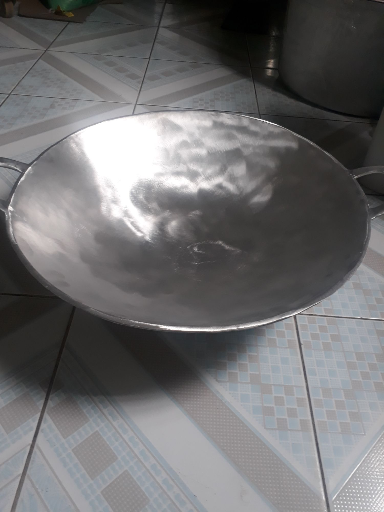 chảo gang đít vũng dk47cm đã mài bóng