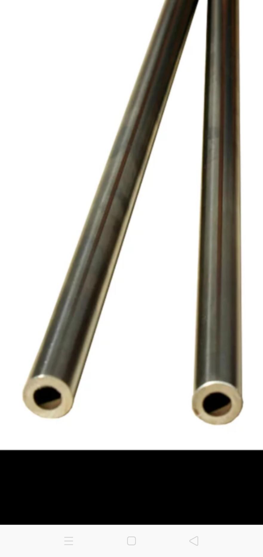 Thanh thép trắng phi16 lỗ 8mm dài 1met