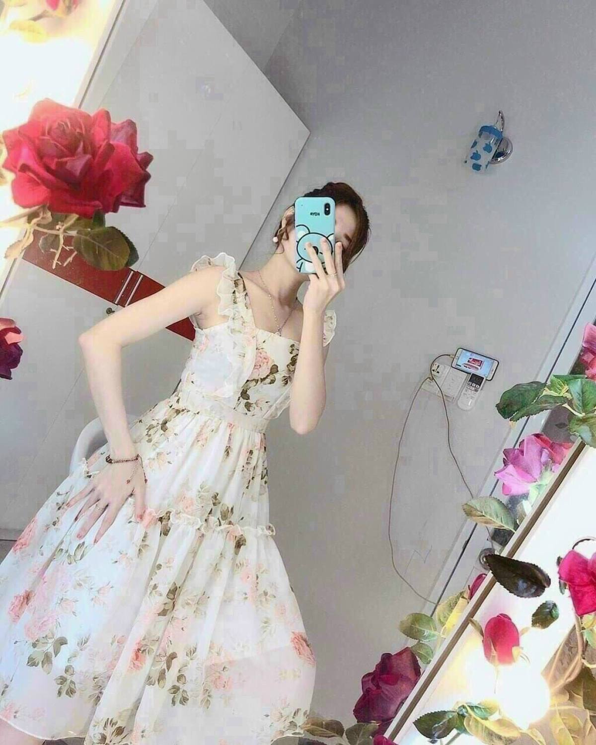 Đầm lụa hoa hai dây xòe xinh xắn