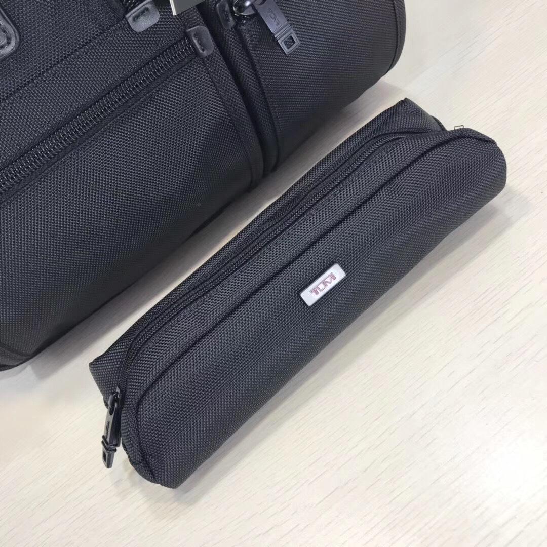 Tumi túi công sở dành cho nam