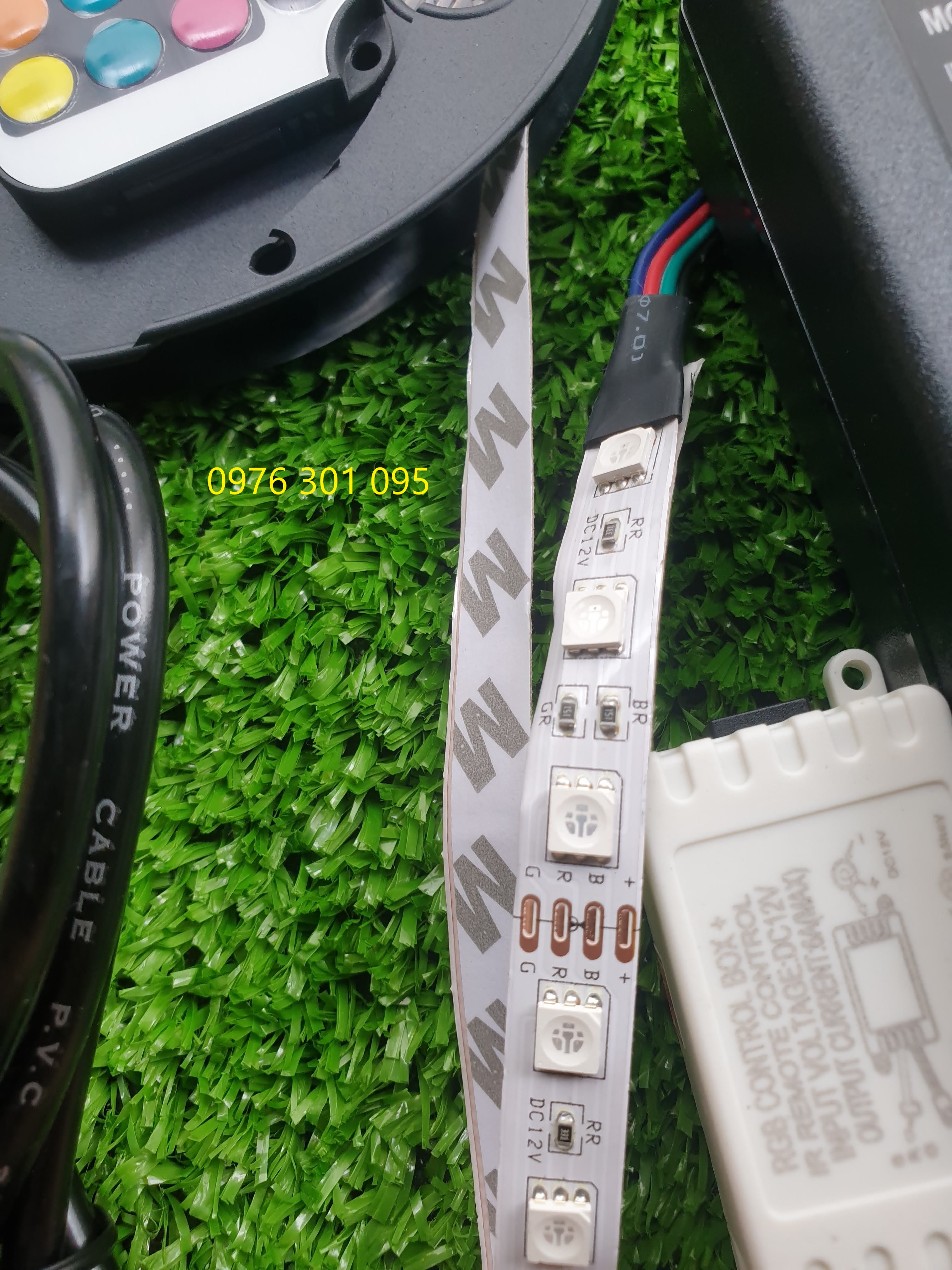 Cuộn Led Dán 5M Đủ Màu (có remote chỉnh) - Đèn Led Thiên Vân