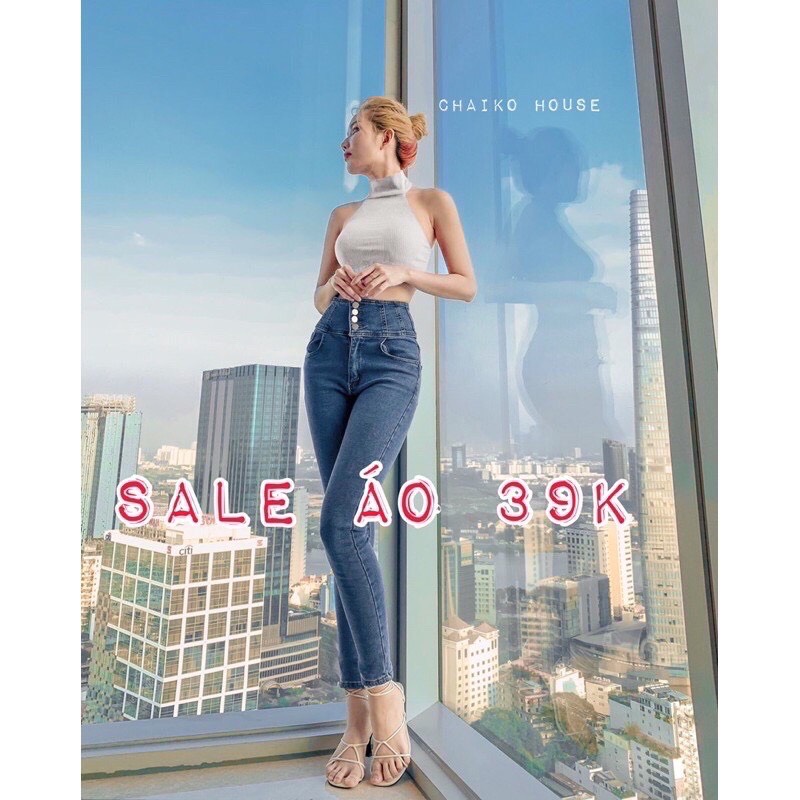 Áo croptop yếm cổ lọ A5062
