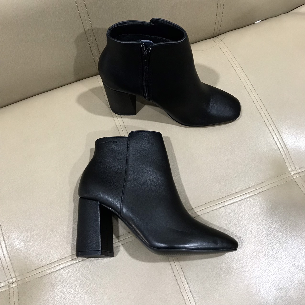 Giầy Bốt Nữ Da Thật Gót Trụ Cao 7cm VNXK
