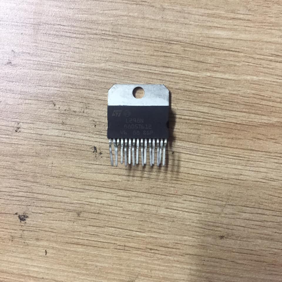 [HCM]IC L298 DIP