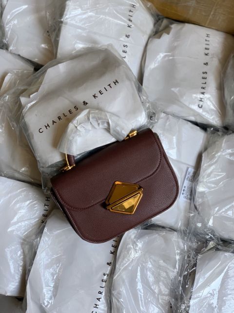 Túi Charles & Keith Màu Xanh Siêu Đẹp ❣❣❣