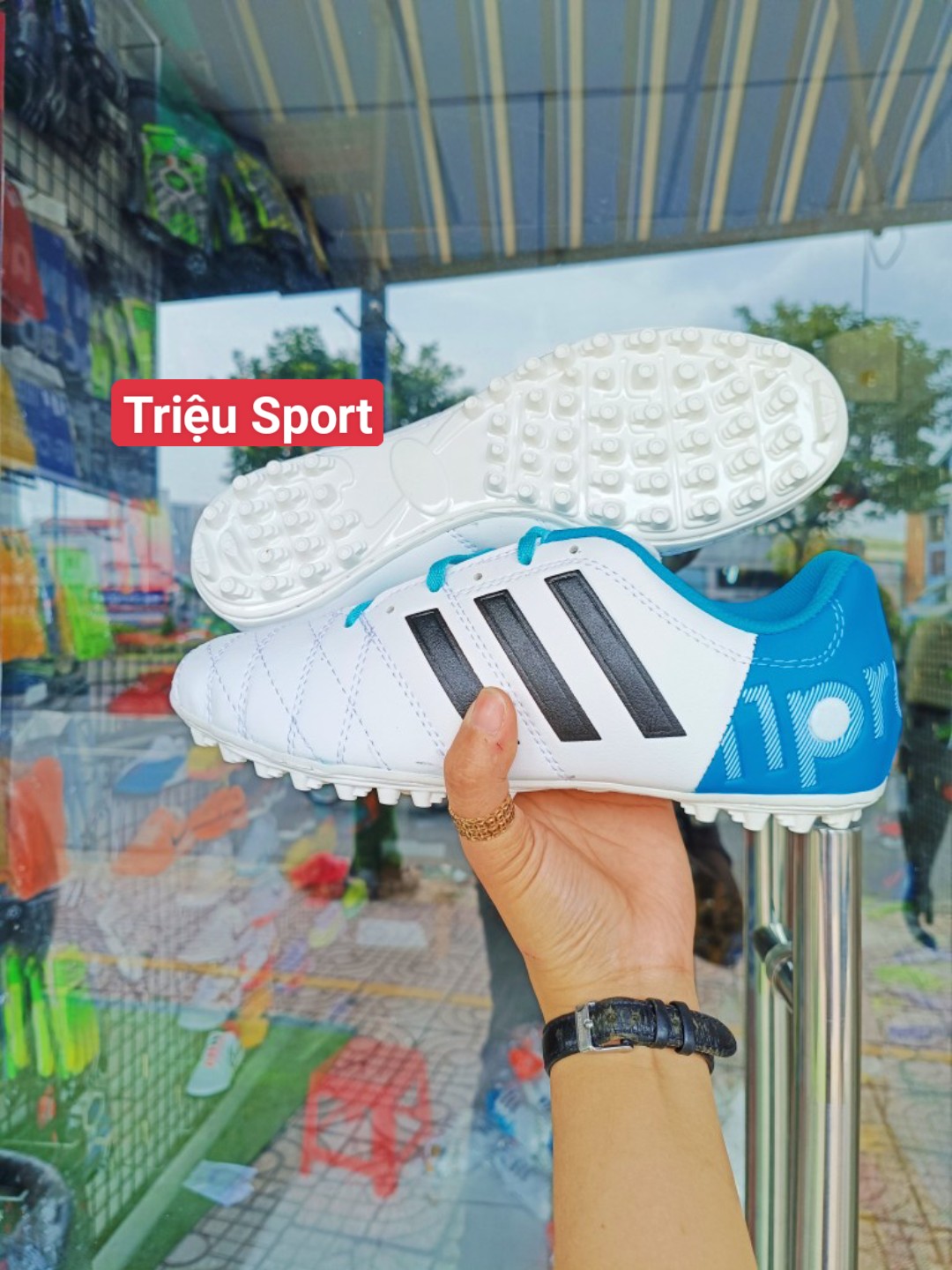 giày đá bóng 3 sọc 11 pro Toni Kroos winpro (tặng tất )