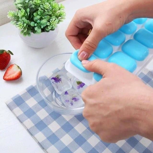 Khay làm đá, khay đá silicon 14 ô có nắp đậy ( hàng có sẵn)